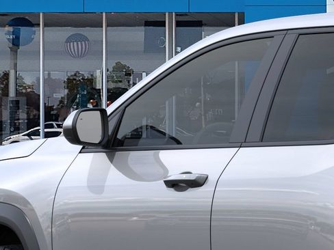 New 2026 Chevrolet Equinox LT w/ Convenience Package II FWD image 12