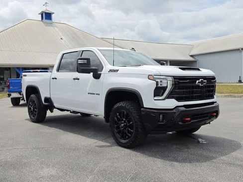 New 2026 Chevrolet Silverado 2500 LT w/ Trail Boss Package AWD/4WD image 7