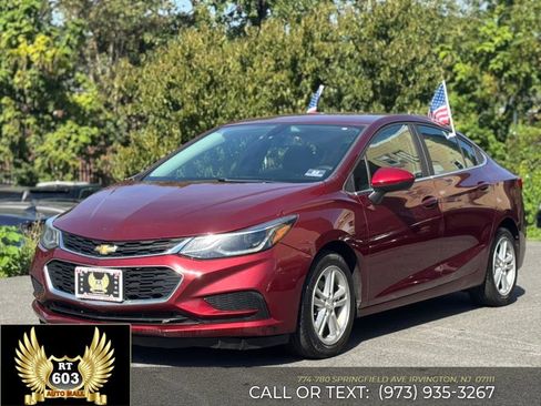 Used 2016 Chevrolet Cruze LT w/ Convenience Package image 1