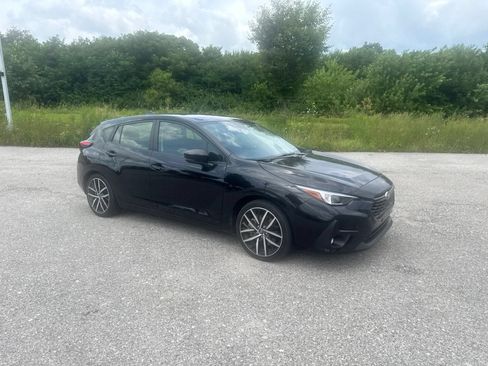 Certified 2024 Subaru Impreza 2.0i Sport AWD/4WD image 3