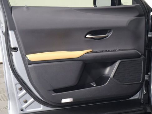 Used 2023 Lexus UX 250h FWD w/ Accessory Package (Z2) image 12