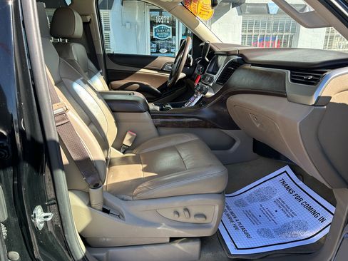 Used 2017 Chevrolet Tahoe LT image 18