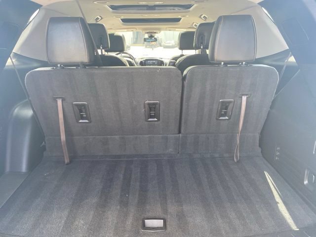 Used 2018 Chevrolet Traverse LT w/ LPO, 'HIT The Road' Package FWD image 38