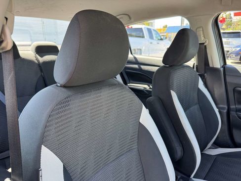 Used 2020 Nissan Versa SV FWD image 15