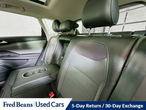 Used 2023 Volkswagen Taos SE w/ Panoramic Sunroof Package AWD/4WD image 25