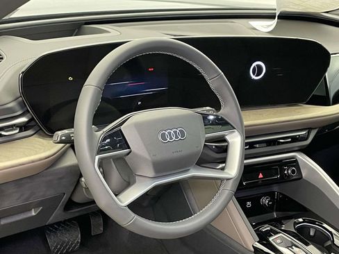 New 2025 Audi Q5 Premium Plus AWD/4WD image 4
