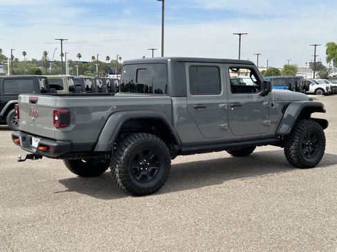 Certified 2021 Jeep Gladiator Mojave AWD/4WD image 5