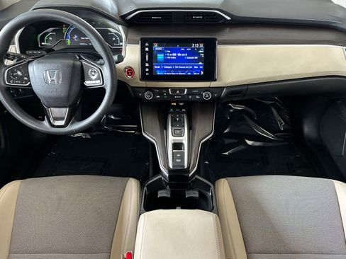 Used 2019 Honda Clarity Plug-In Hybrid image 3