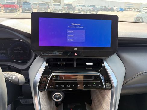 Used 2023 Toyota Venza Limited AWD/4WD image 19