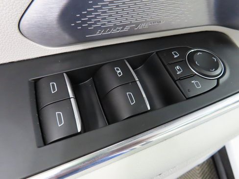 Used 2025 GMC Acadia Denali image 67