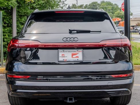 Used 2023 Audi e-tron Premium Plus AWD/4WD image 24