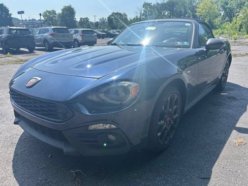 Used 2019 FIAT 124 Spider Abarth w/ Convenience Group RWD image 12