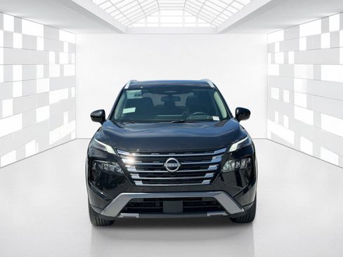 New 2025 Nissan Rogue SL w/ Tech Package FWD image 2