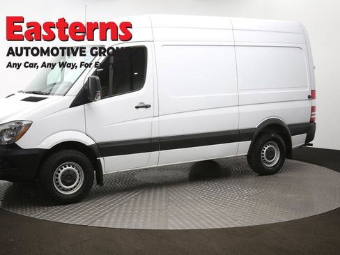 Used 2017 Mercedes-Benz Sprinter 2500 image 54
