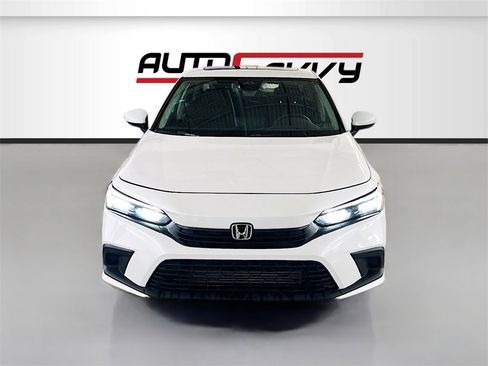 Used 2024 Honda Civic EX image 2