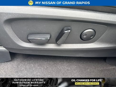 New 2026 Nissan Pathfinder Platinum AWD/4WD image 20
