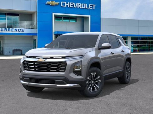 New 2026 Chevrolet Equinox LT image 6