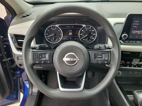 Used 2023 Nissan Rogue SV FWD image 20