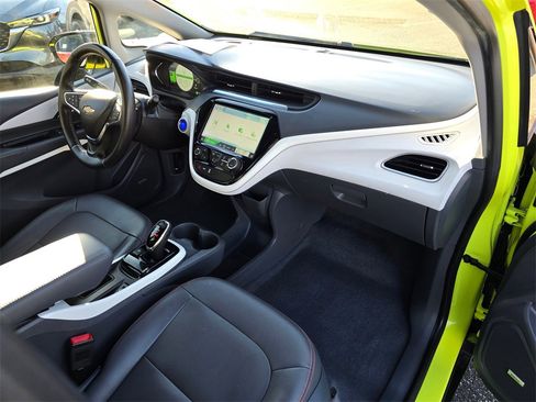 Used 2019 Chevrolet Bolt Premier w/ Infotainment Package image 12