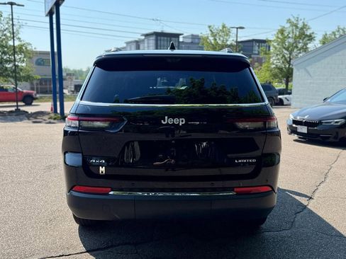 Used 2024 Jeep Grand Cherokee L Limited w/ Luxury Tech Group II AWD/4WD image 5
