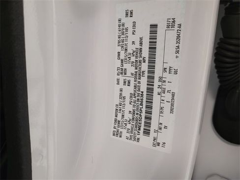 Used 2023 Ford Bronco Wildtrak image 17