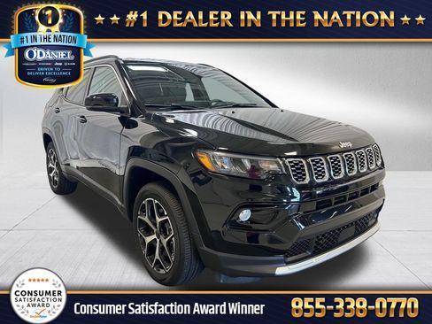 Used 2025 Jeep Compass Limited AWD/4WD image 1