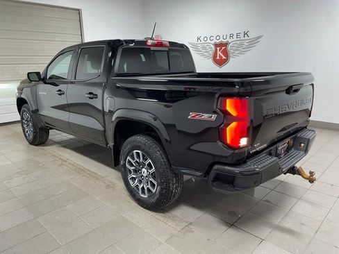 Used 2024 Chevrolet Colorado Z71 w/ Z71 Convenience Package 2 image 4