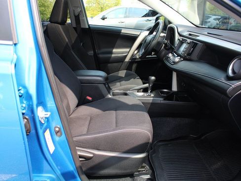 Used 2018 Toyota RAV4 XLE w/ Plus Extra Value Package AWD/4WD image 24