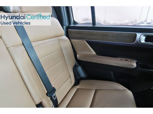 Certified 2025 Hyundai Santa Fe Limited image 15