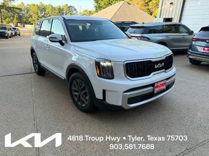 Certified 2025 Kia Telluride LX