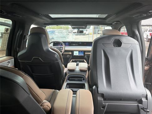 New 2026 Lincoln Navigator L Black Label image 36