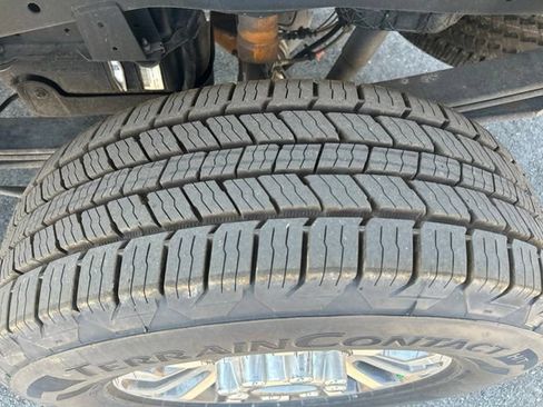 Used 2022 Ford F250 Lariat w/ Lariat Value Package AWD/4WD image 19