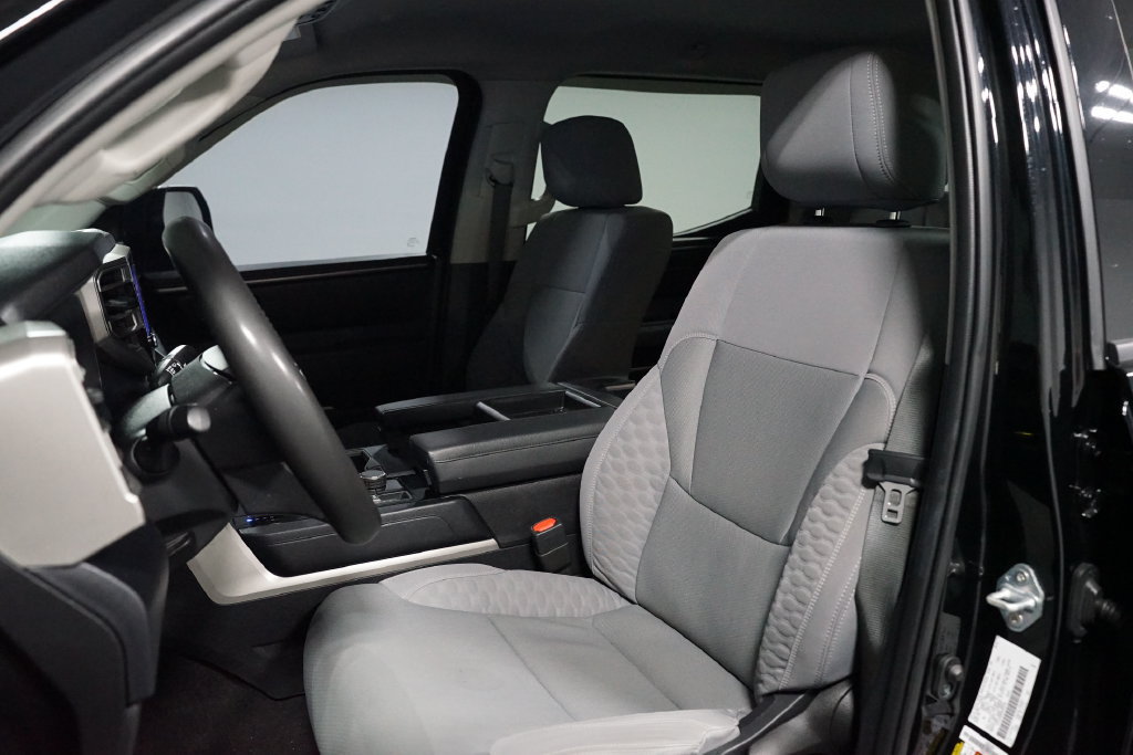 Used 2022 Toyota Tundra SR5 AWD/4WD image 6