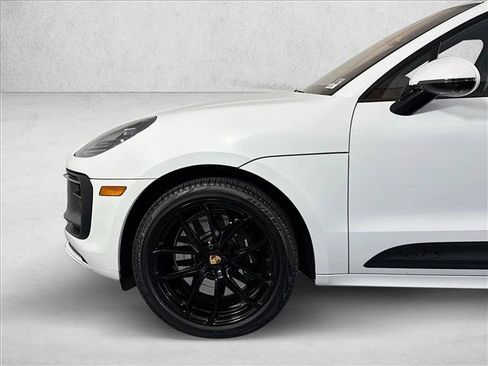 New 2025 Porsche Macan GTS AWD/4WD image 28