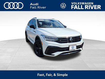 Certified 2024 Volkswagen Tiguan SE R-Line