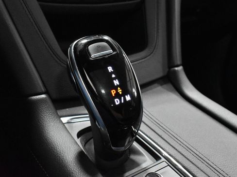 Used 2021 Cadillac XT5 Premium Luxury image 22