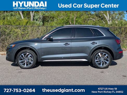 Used 2021 Audi Q5 Premium Plus image 2