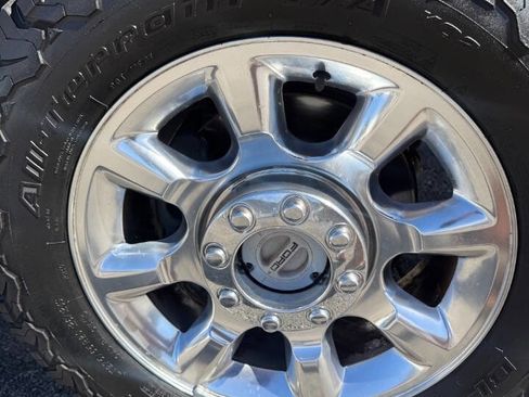 Used 2016 Ford F250 Lariat w/ Lariat Ultimate Package image 28