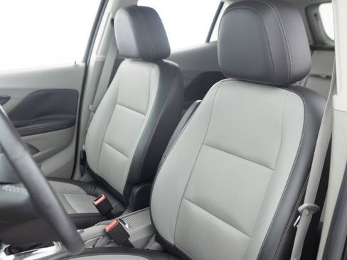 Used 2014 Buick Encore Leather FWD image 24
