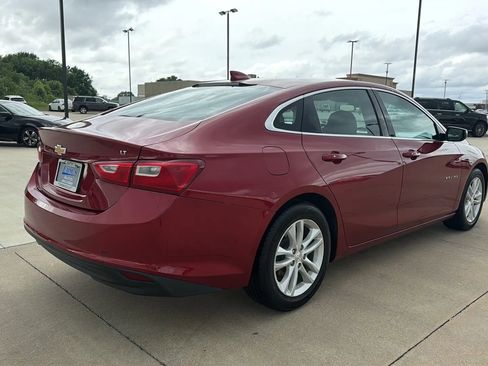 Used 2017 Chevrolet Malibu LT FWD image 17