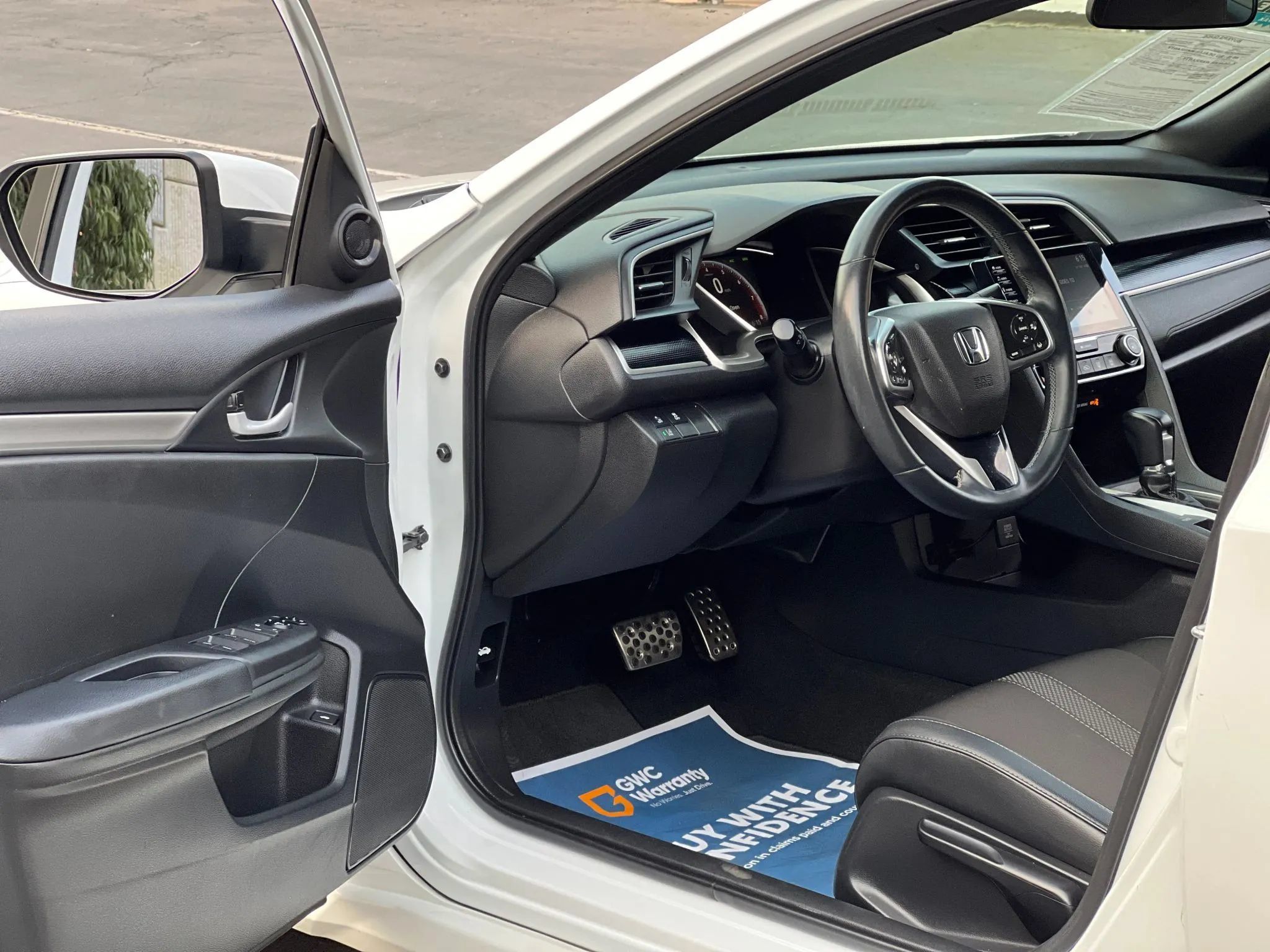 Used 2020 Honda Civic Sport image 9
