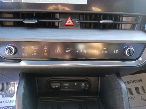 Used 2023 Kia Sportage X-Line w/ X-Line Premium Package AWD/4WD image 25