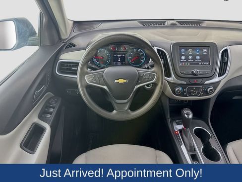 Used 2019 Chevrolet Equinox LS w/ LS Convenience Package AWD/4WD image 25