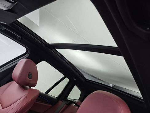 Used 2024 BMW X3 sDrive30i w/ Premium Package image 12