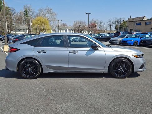Used 2023 Honda Civic Sport image 7