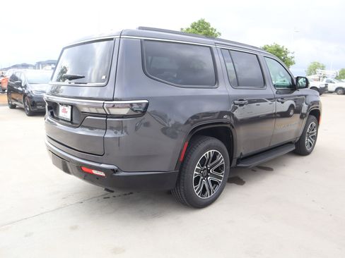 New 2026 Jeep Grand Wagoneer 4WD image 23