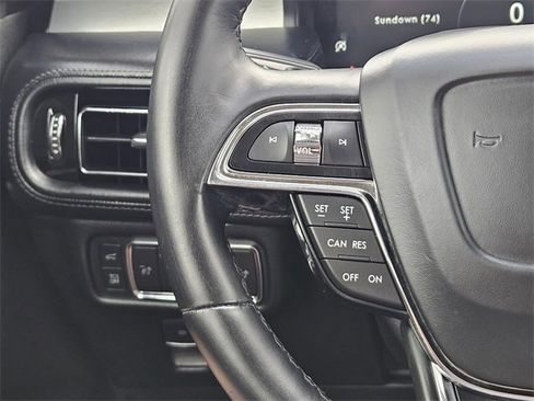 Certified 2021 Lincoln Nautilus Standard w/ Equipment Group 101A image 27