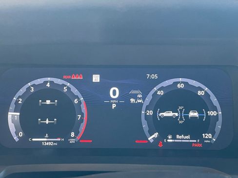 Used 2025 Toyota Tacoma TRD Off-Road image 40