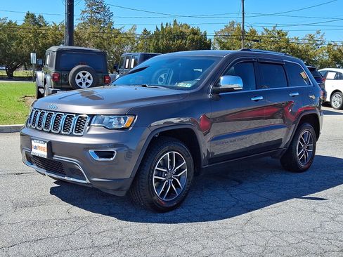 Used 2019 Jeep Grand Cherokee Limited image 3