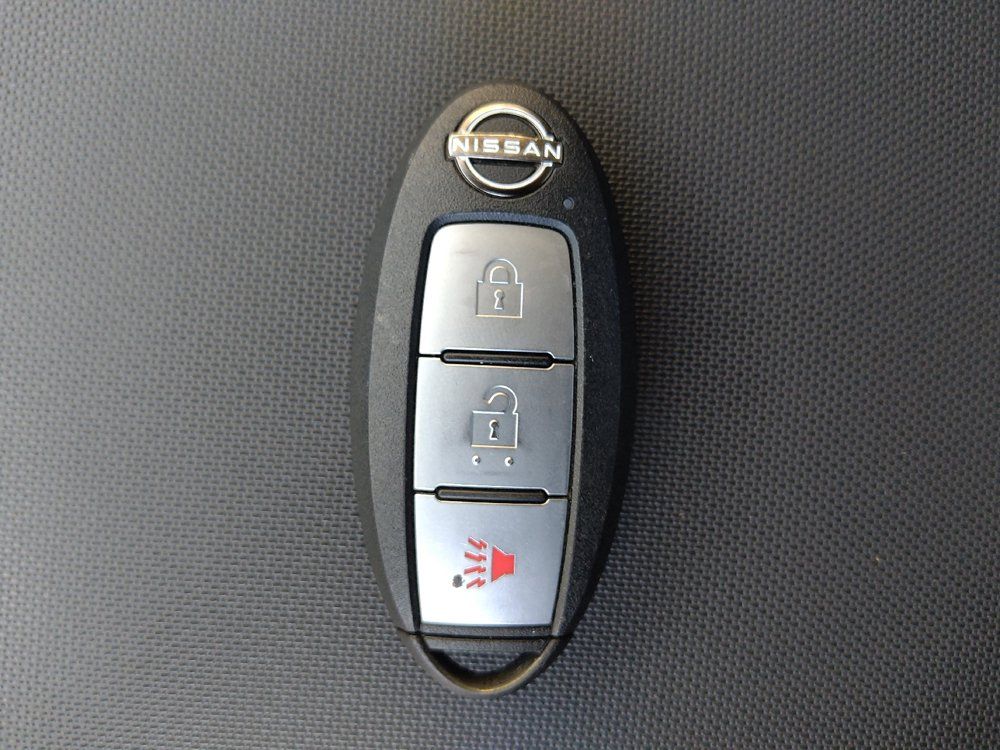Used 2024 Nissan Frontier S RWD image 32